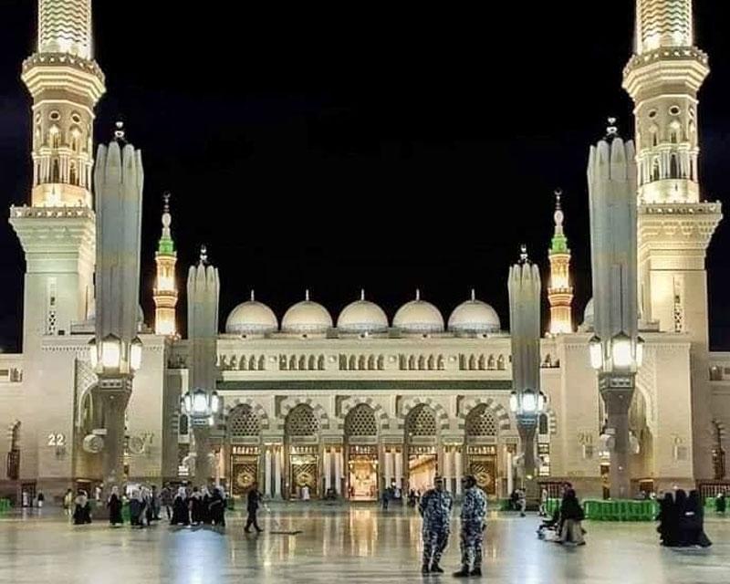<a style="pointer-events: none;">4-Star Ramadan Umrah Package for 14 Nights – All-inclusive </a><p class="prce"><span class="small">From</span> <span class="prceclr">£1687.00</span></p><hr>               <p>                <ul class="custom_scroll">                  <li>7 nights in Makkah at Al Massa Grand Hotel</li>                  <li>7 nights in Medina at Le Bosphorus Hotel Madinah</li>                  <li>Flights from London, Manchester, Birmingham, Bradford, and Scotland </li>                  <li>Visa, transport & guided Ziyarat tour included</li> </ul>              </p>              <span><a href="https://wa.me/+442035041840" target="_blank"> <img src="https://staging.almusafirtravel.co.uk/wp-content/uploads/2025/05/chat.png" class="tel3"/> <a/>                 <a href="https://staging.almusafirtravel.co.uk/4-star-ramadan-umrah-package-for-14-nights-all-inclusive/" class="tel2"><button>Enquire Now <i class="fa-solid fa-circle-chevron-right"></i></button></a> </span>